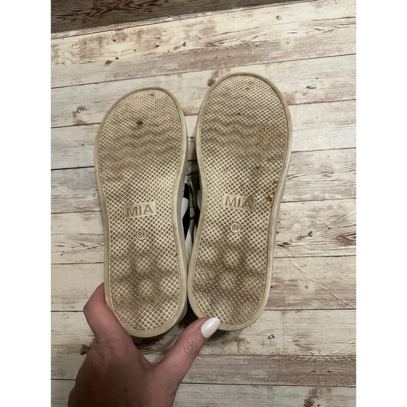 MIA Krew Perforated White Sneakers Leather Women's Size 8.5 Lace Up Tennis Shoes - Picture 10 of 11